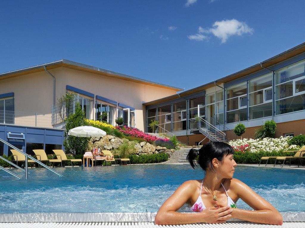 Vitalhotel Quellengarten - Bed & Breakfast Lingenau Exterior foto